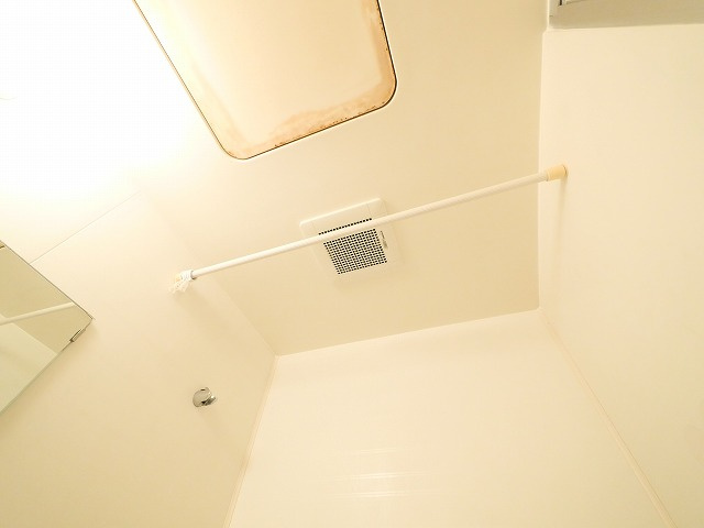 大東工芸マンションのその他|突っ張り棒ついてます
