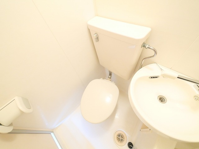 大東工芸マンションのトイレ|シンプルで使いやすいトイレです