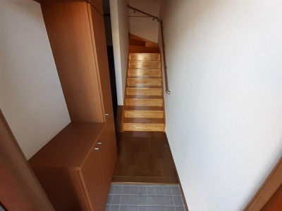 【玄関】 | リバーサイドカーサA