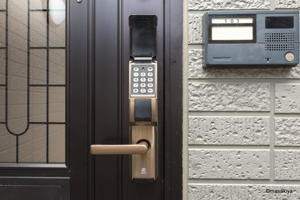 セジュールしんきょうＡのエントランス|デジタルキー