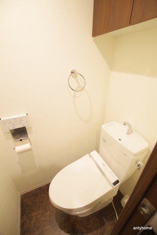 セレニテ梅田北プレミアム　仲介手数料無料のトイレ