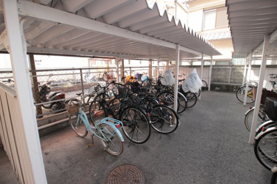 【その他共用部分】 | 桐朋ハイツ | ★屋根付き駐輪場★