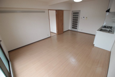 【居間・リビング】 | 桐朋ハイツ