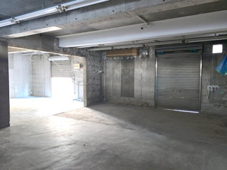 【内装】 | サンヴィレッジやしま | 店舗内（スケルトン）