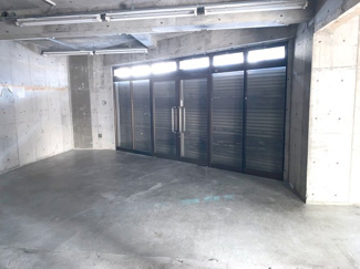 【内装】 | サンヴィレッジやしま | 店舗内（スケルトン）