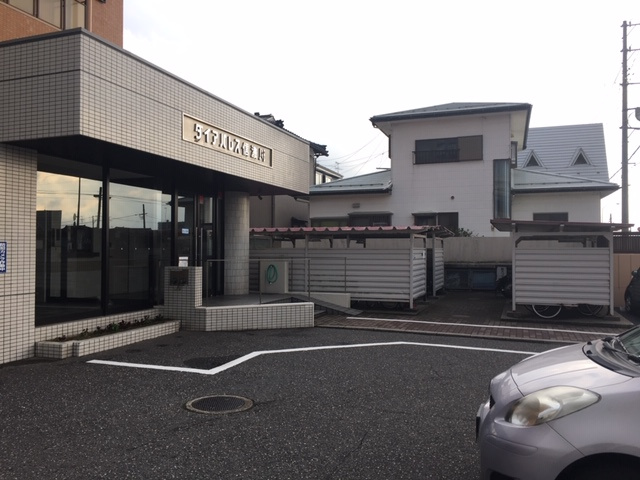 ダイアパレス信濃川のエントランス