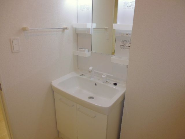 プレミアムⅡの独立洗面台|洗髪洗面化粧台