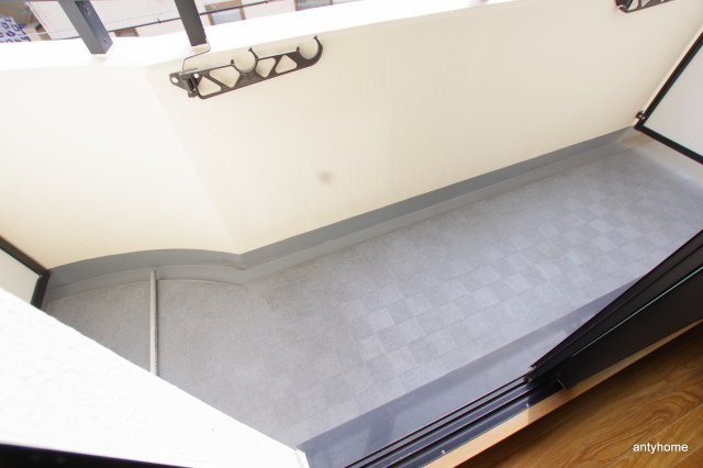 WEST VILLA21