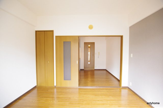 WEST VILLA21の内装