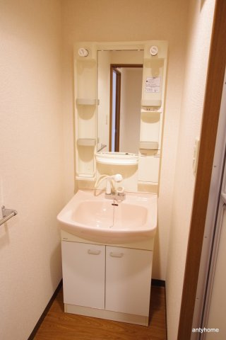 WEST VILLA21の洗面所