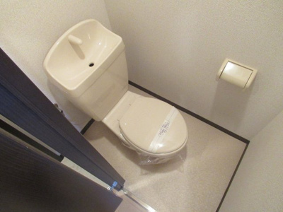 【トイレ】 | エスティームⅡ番館（八戸ノ里賃貸） | シンプルで使いやすいトイレです