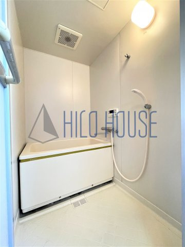 メゾン志藤Bの浴室