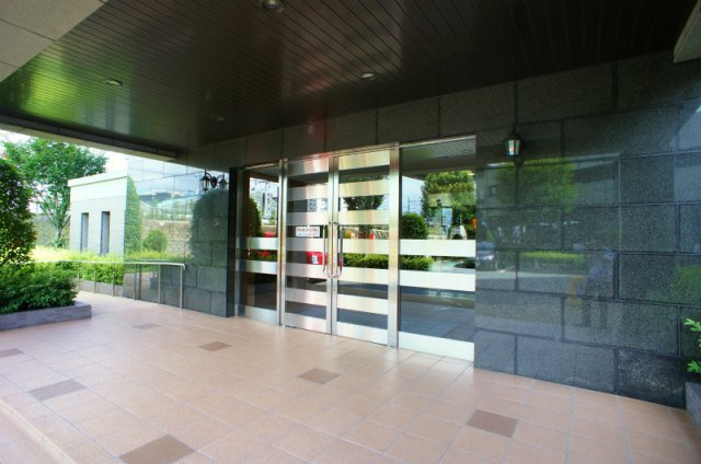 エバーライフネアシティ久留米弐番館【10,000円キャッシュバック対象物件】のロビー|毎日通るロビーはこのようになっています