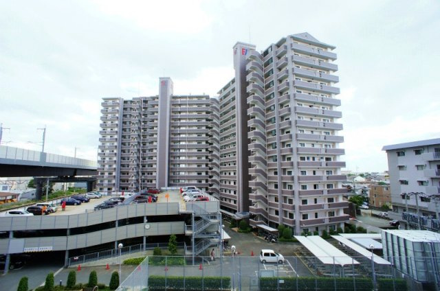 エバーライフネアシティ久留米弐番館【10,000円キャッシュバック対象物件】の外観|きれいな外観です