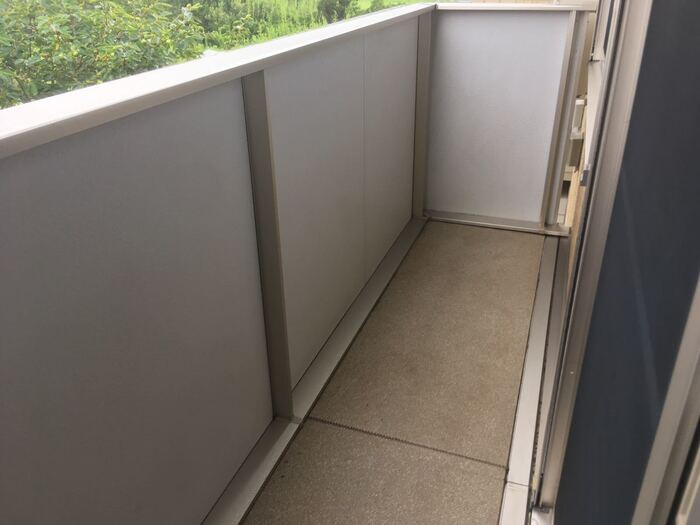 メゾンクレールＤのバルコニー