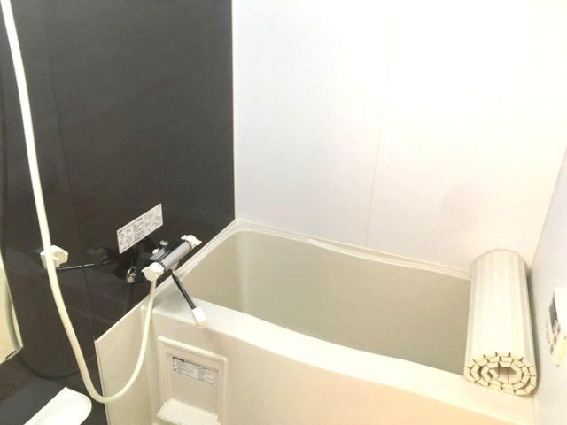 メゾンクレールＤの浴室