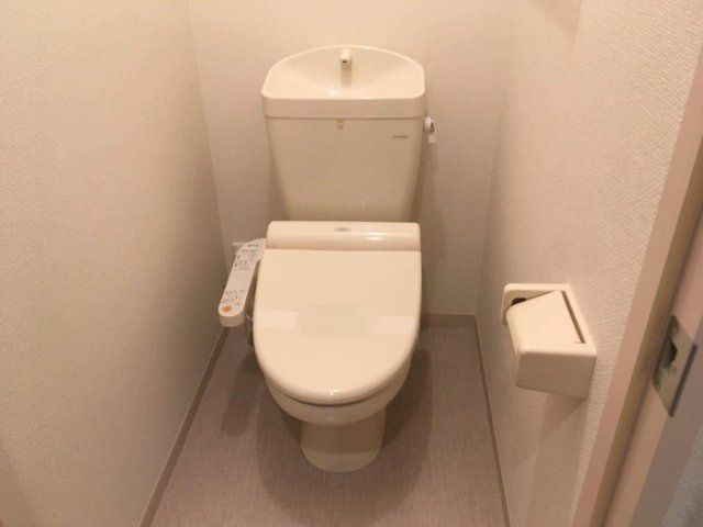 メゾンクレールＤのトイレ