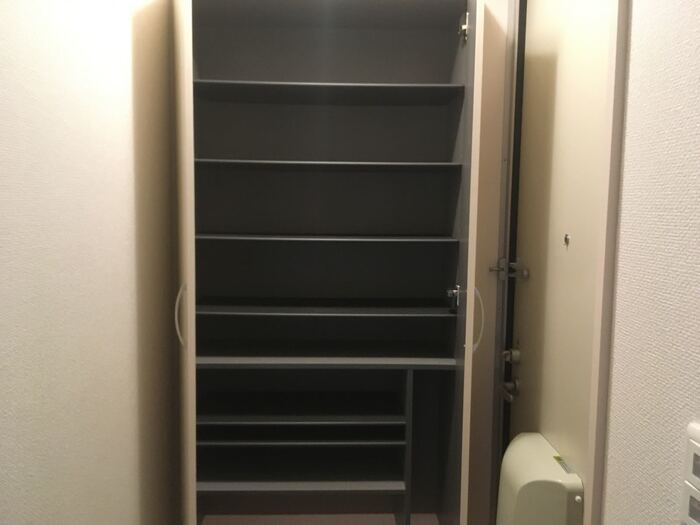 メゾンクレールＤの玄関