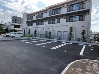 【駐車場】