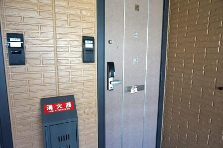 千歳山タウンハウス　Ｂのエントランス