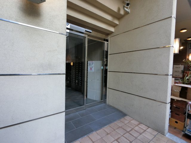 【エントランス】