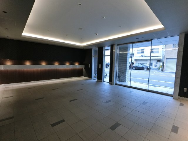 【エントランス】