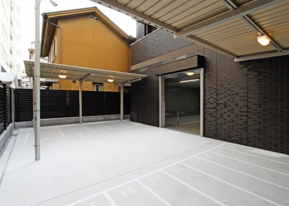 【エントランス】