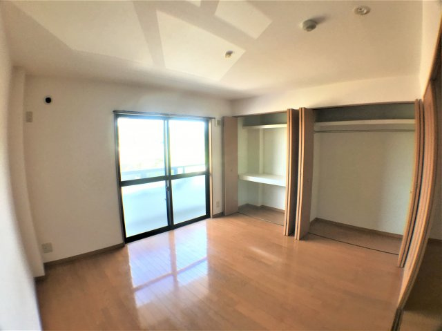 メルベーユ・HAJIⅢの洋室