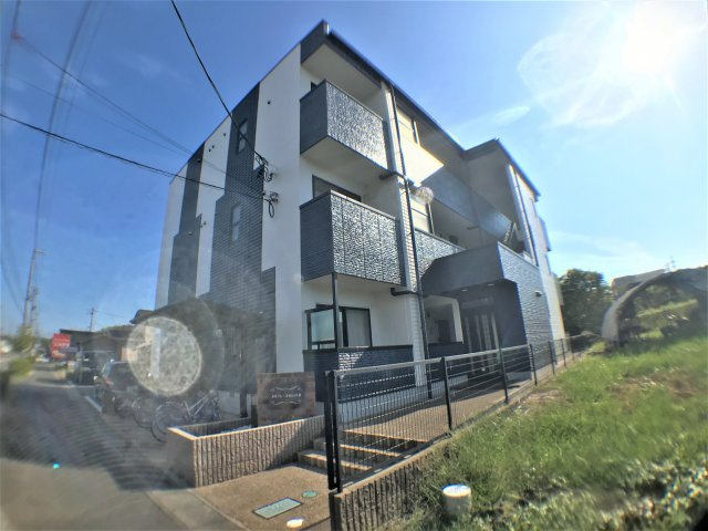 メルベーユ・HAJIⅢの外観