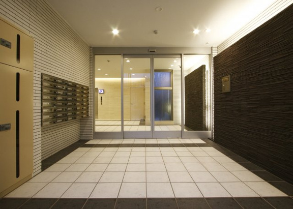 【エントランス】