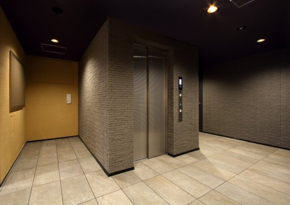 【エントランス】