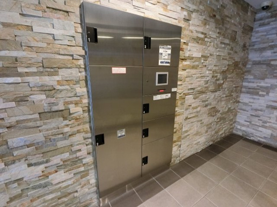 【エントランス】