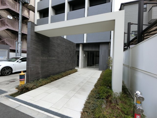 【エントランス】