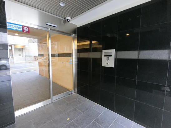 【エントランス】