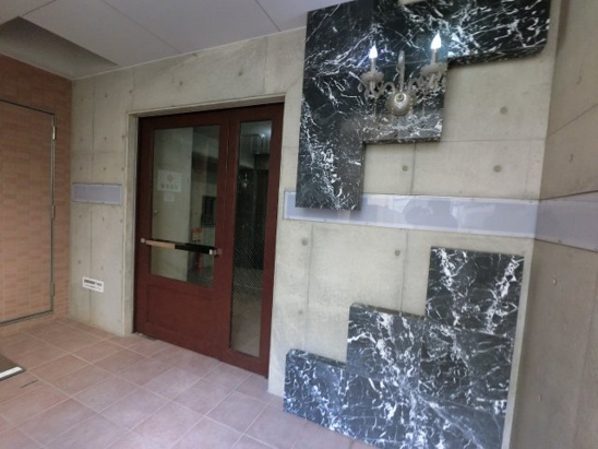 【エントランス】