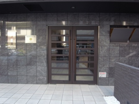 【エントランス】