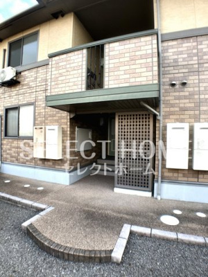 【エントランス】 | ラフィーネ | 落ち着いたエントランスです