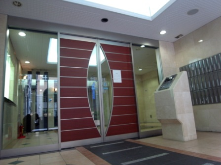 【エントランス】