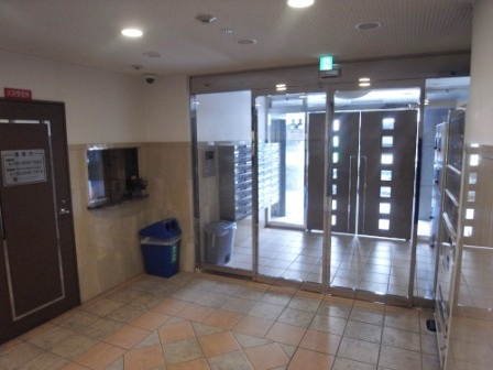 【エントランス】