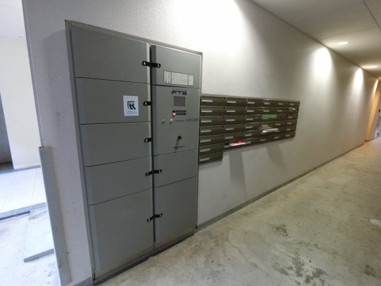 【エントランス】