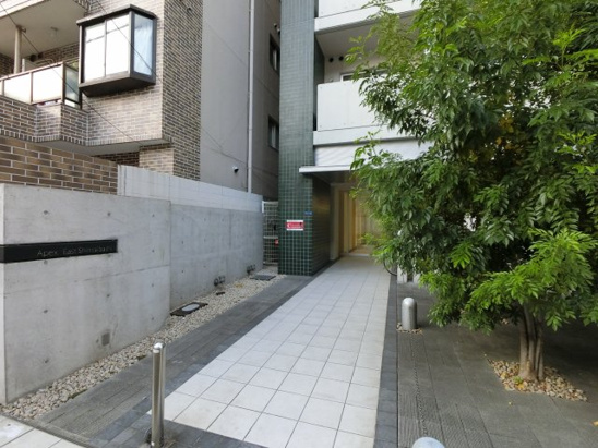 【エントランス】