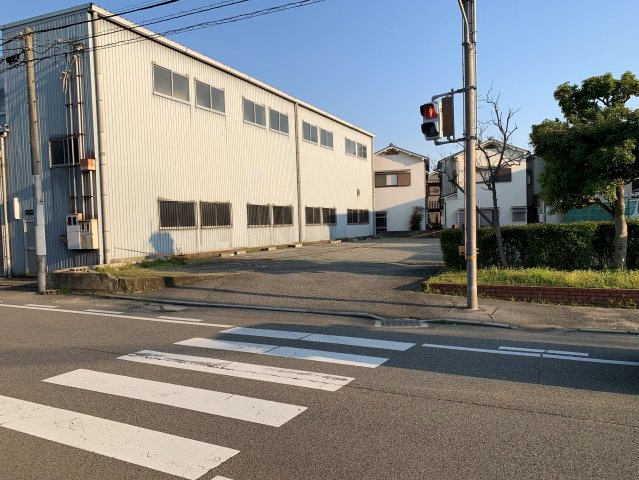 下坂部事業用売地の前面道路含む現地写真