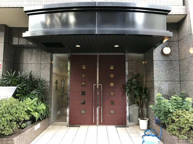 【エントランス】