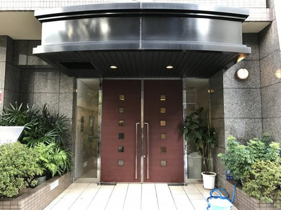 【エントランス】