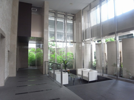 【エントランス】