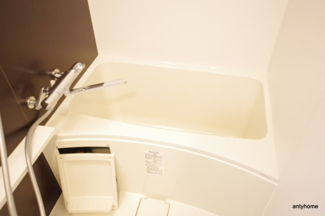 レジュールアッシュOSAKA今里駅前 仲介手数料無料の浴室