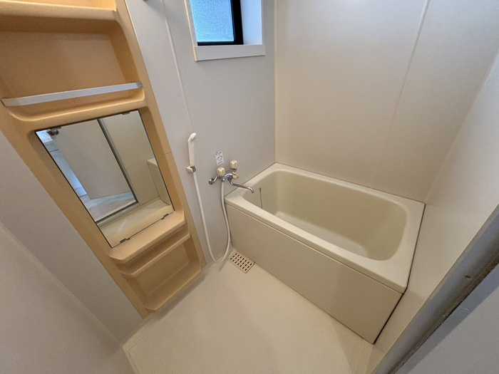 上益城郡益城町大字安永のアパートの浴室