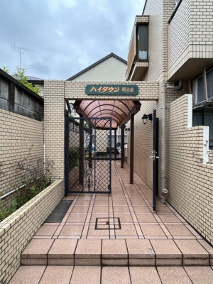 【エントランス】 | ハイタウン明大前