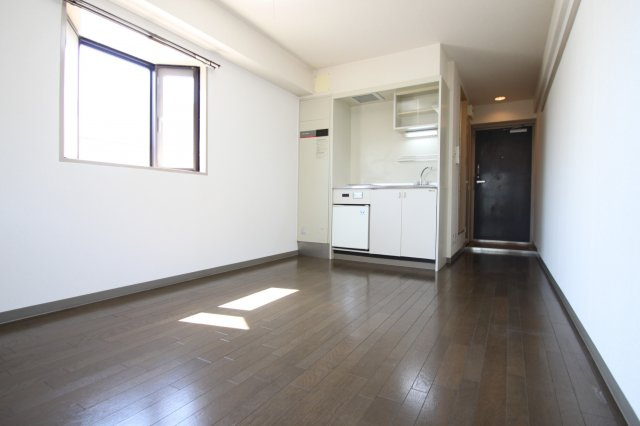 パームスクエアの居間・リビング