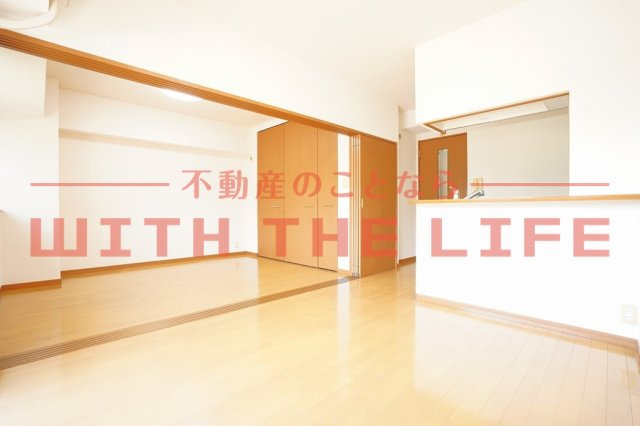 クレスト大善寺【10,000円キャッシュバック対象物件】の内装|内装は落ち着いています